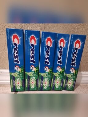 Crest Plus Scope Whitening Toothpaste Pack - Blue and Green